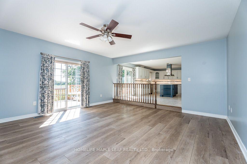 Photo 12 of 3501 Mccarthy Drive, Clearview, New Lowell — HOMEH