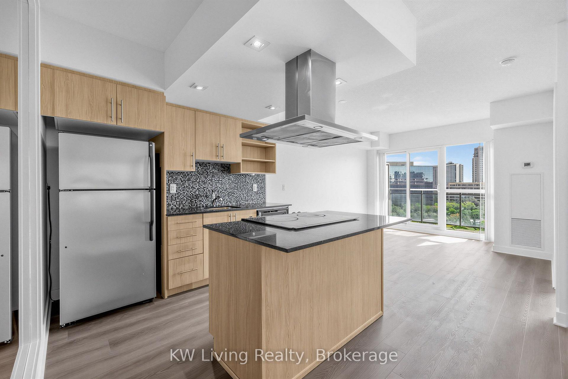 Photo 19 of Unit 819, 120 Dallimore Circle, North York, Banbury-Don Mills — HOMEH