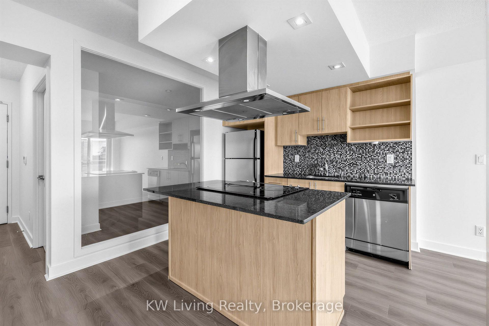 Photo 21 of Unit 819, 120 Dallimore Circle, North York, Banbury-Don Mills — HOMEH