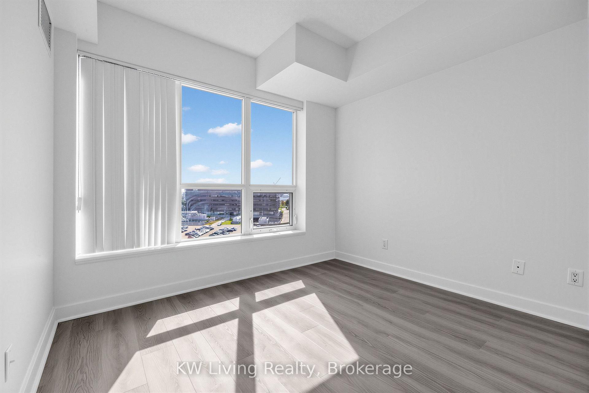Photo 33 of Unit 819, 120 Dallimore Circle, North York, Banbury-Don Mills — HOMEH