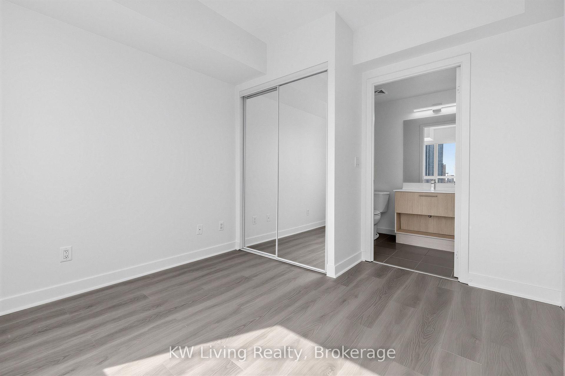 Photo 37 of Unit 819, 120 Dallimore Circle, North York, Banbury-Don Mills — HOMEH
