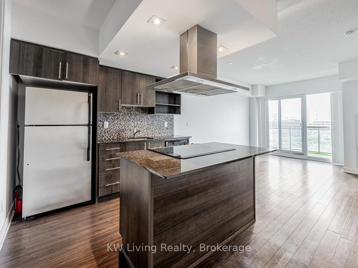 Photo 18 of Unit 819, 120 Dallimore Circle, North York, Banbury-Don Mills — HOMEH
