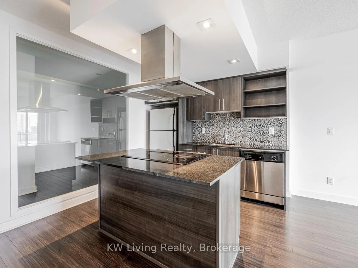 Photo 20 of Unit 819, 120 Dallimore Circle, North York, Banbury-Don Mills — HOMEH