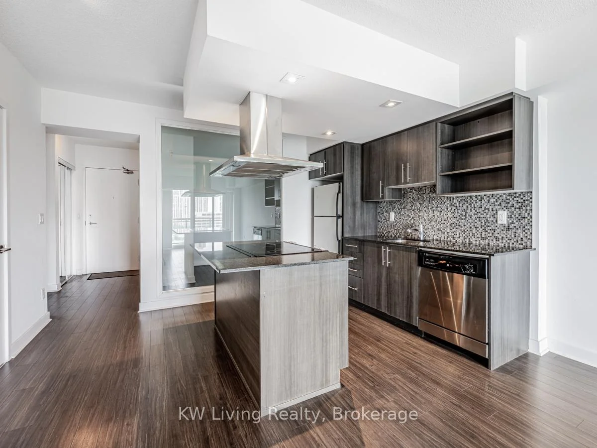 Photo 22 of Unit 819, 120 Dallimore Circle, North York, Banbury-Don Mills — HOMEH