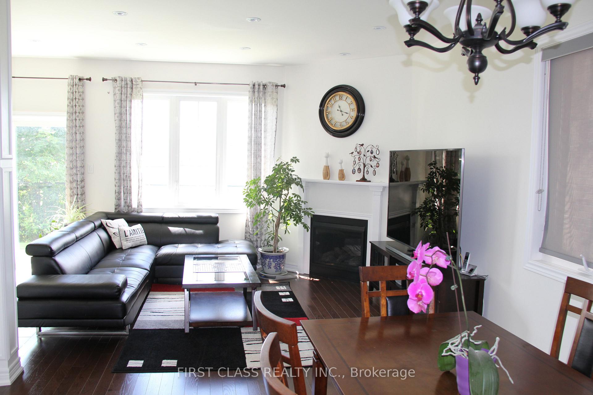 Photo 5 of 69 Promenade Drive, Whitby, Taunton North — HOMEH