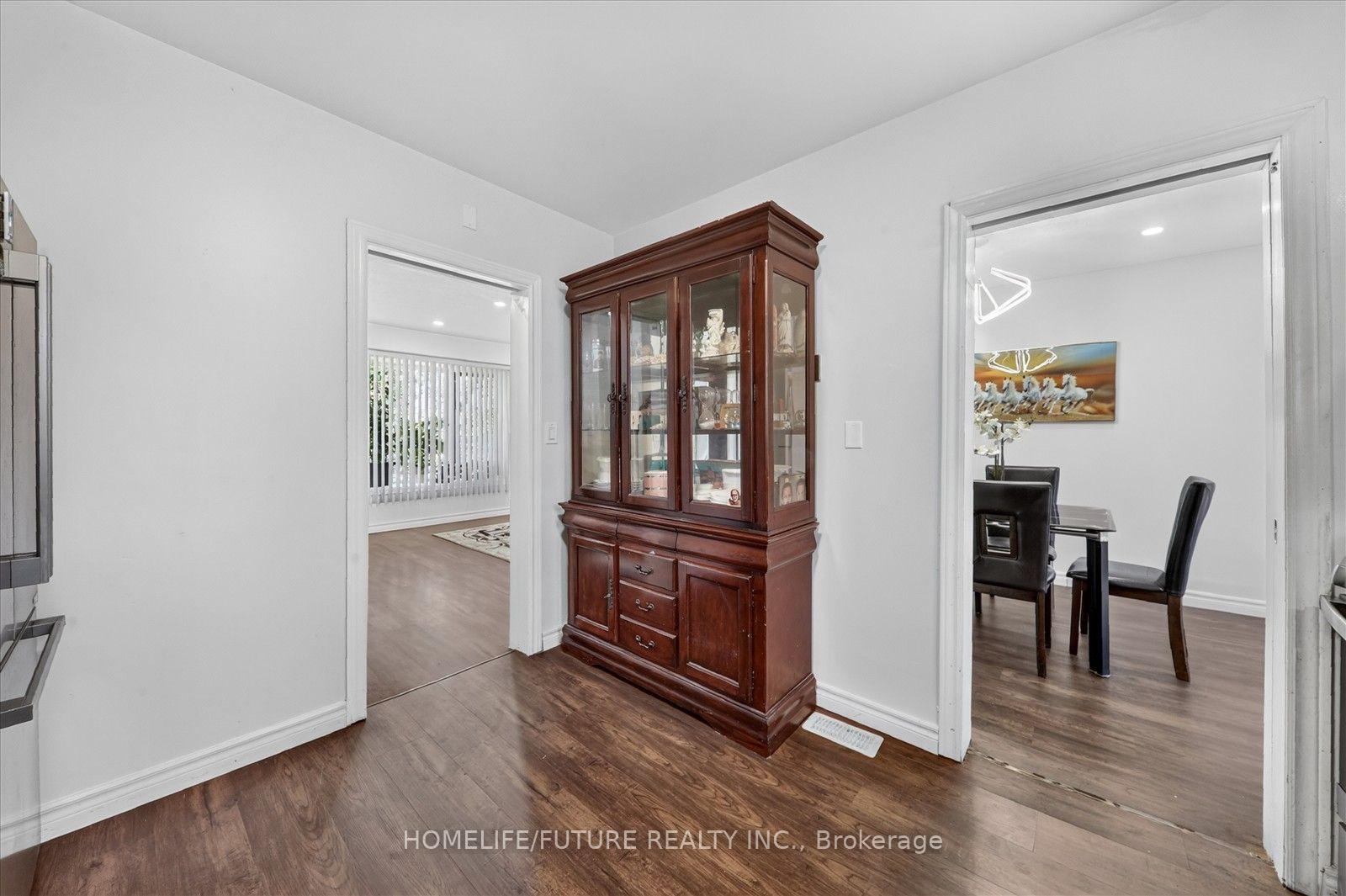 Photo 10 of 163 Labrador Drive, Oshawa, Donevan — HOMEH