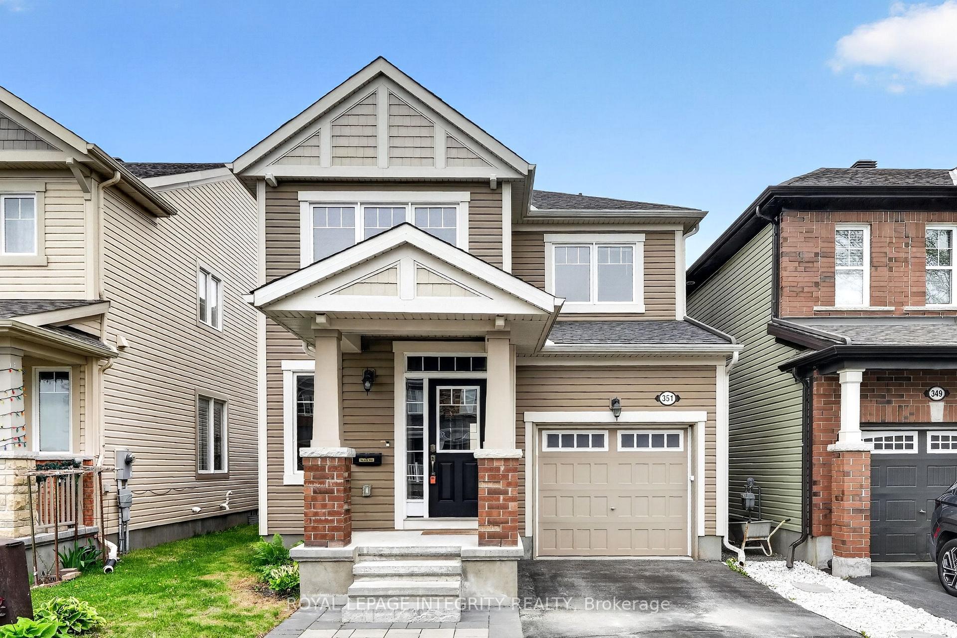 Front of 351 Gallantry Way