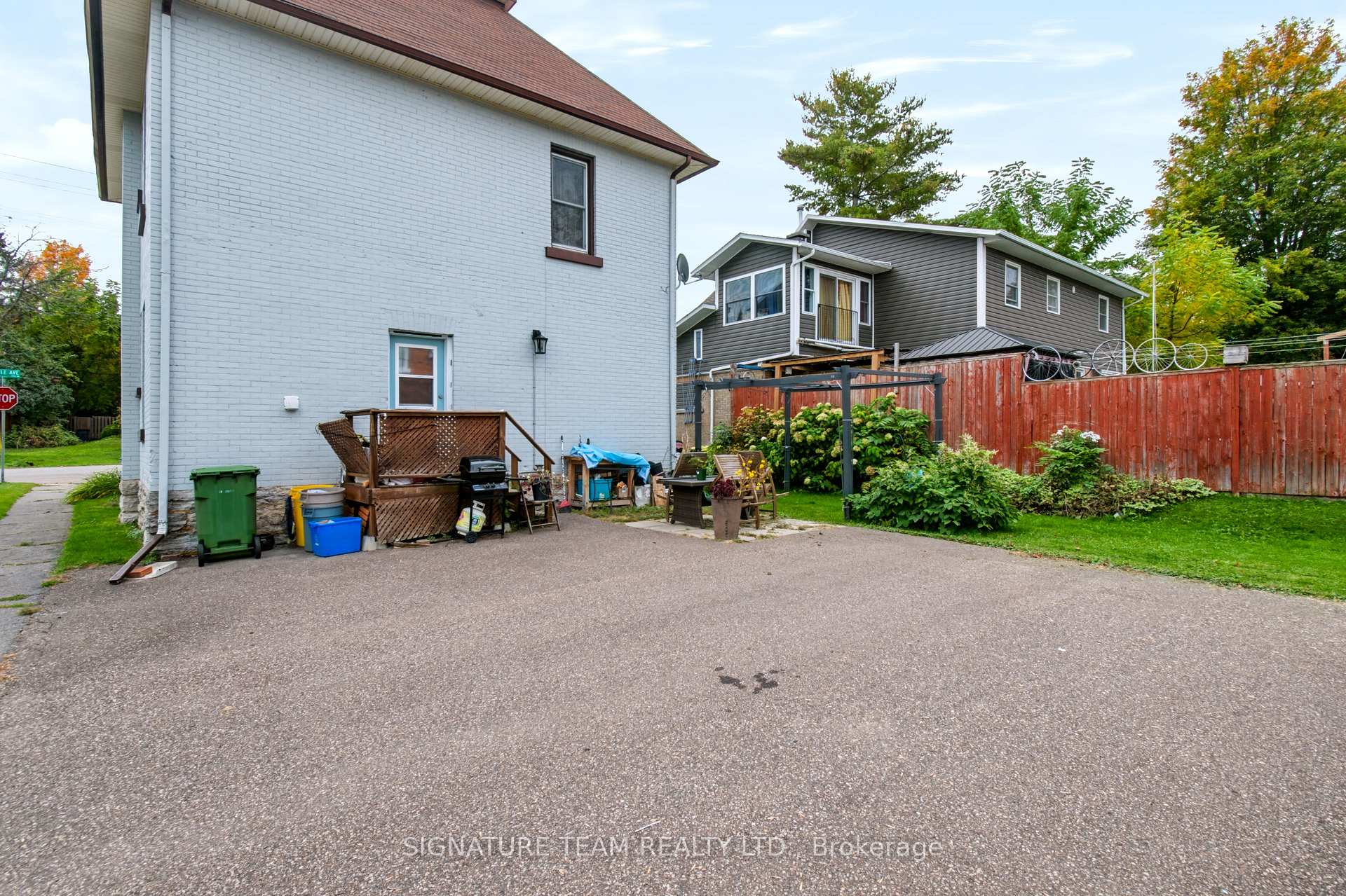 Photo 5 of 256 Maple Avenue, Pembroke, Pembroke — HOMEH