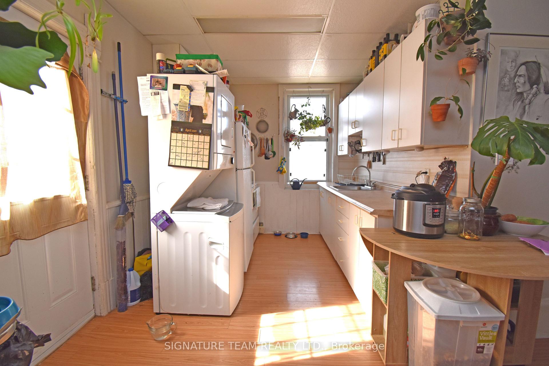 Photo 8 of 256 Maple Avenue, Pembroke, Pembroke — HOMEH