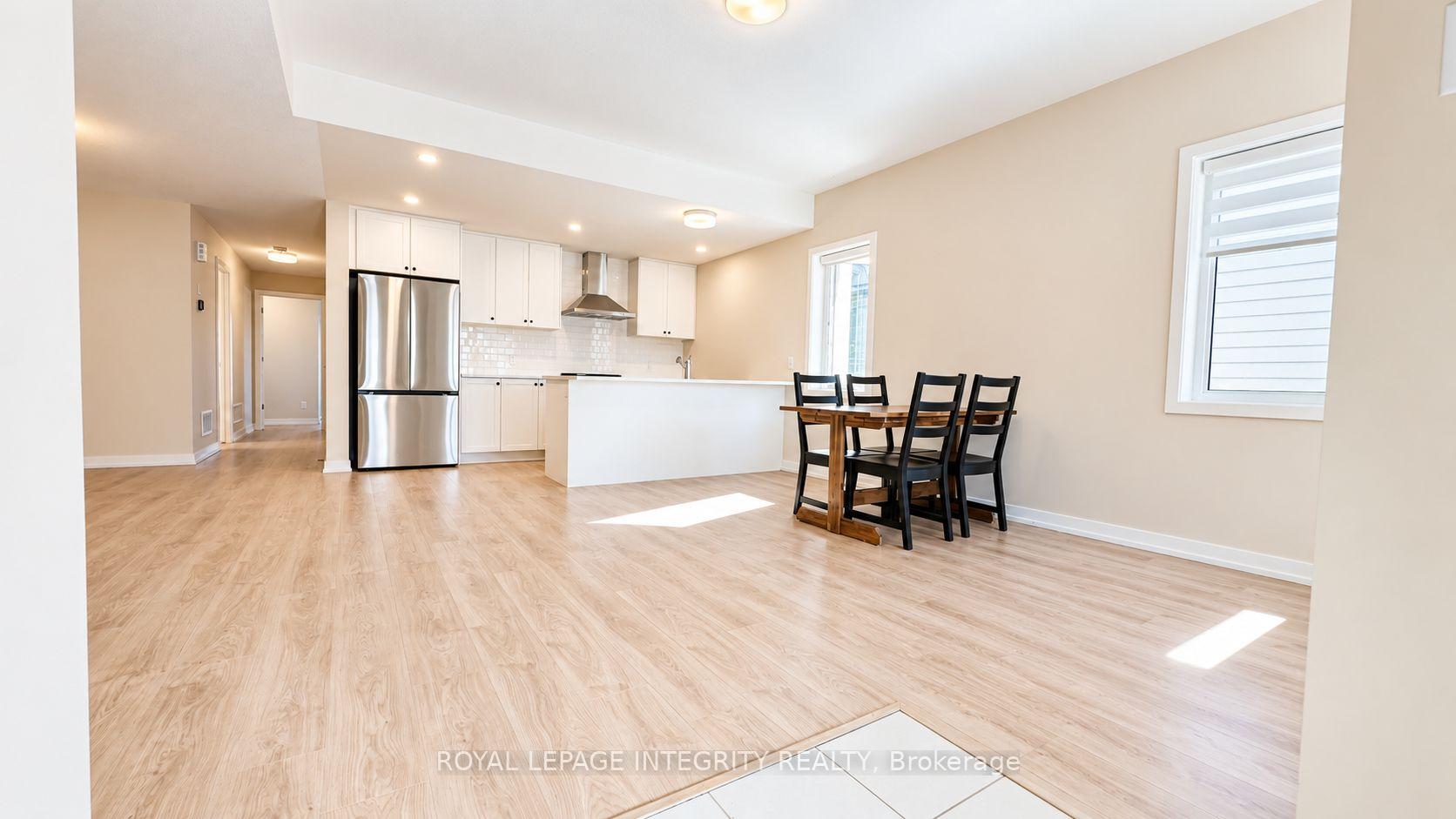 Photo 7 of 515 Celestine Private, Ottawa, Barrhaven - Heritage Park — HOMEH