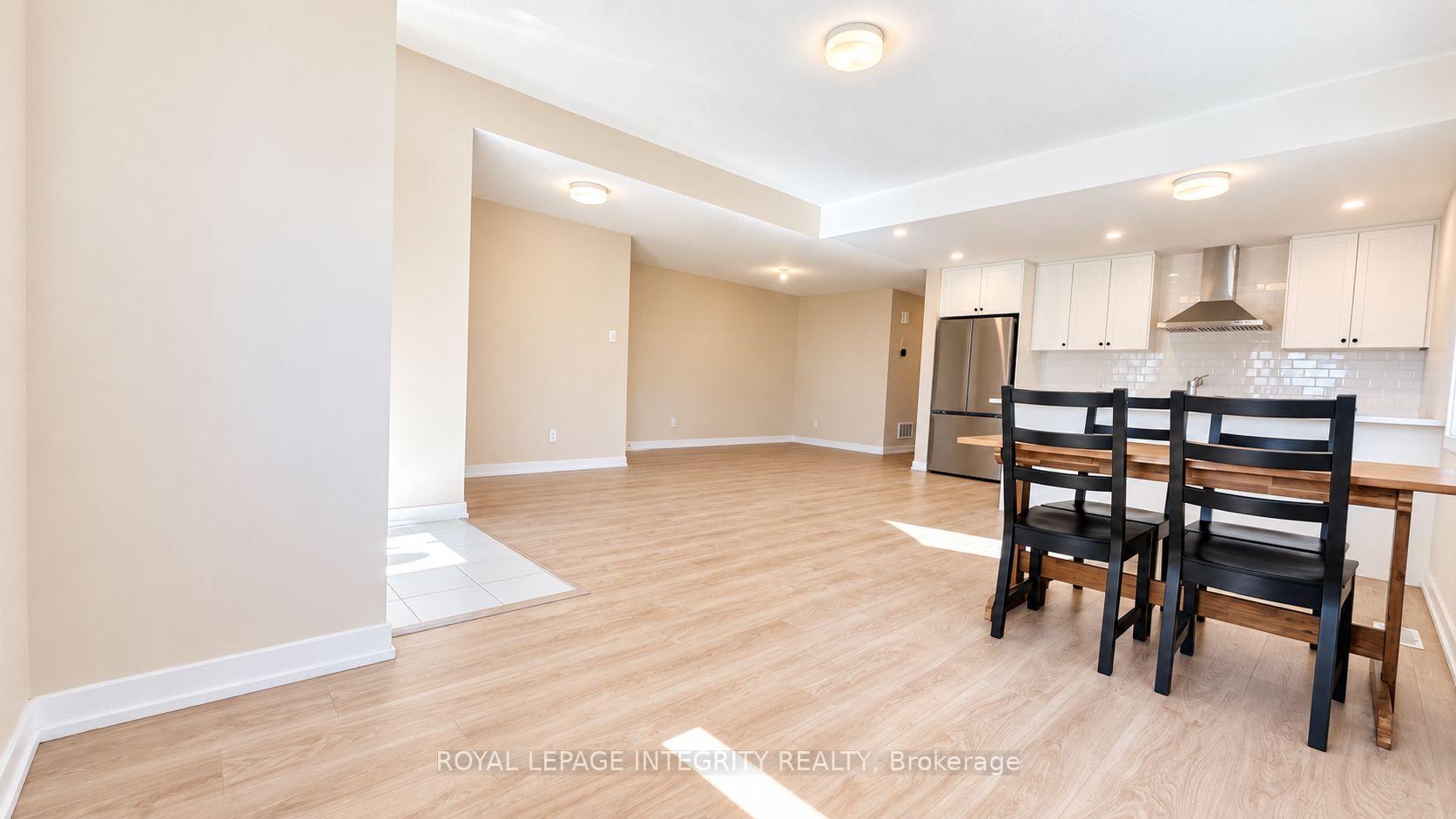 Photo 8 of 515 Celestine Private, Ottawa, Barrhaven - Heritage Park — HOMEH