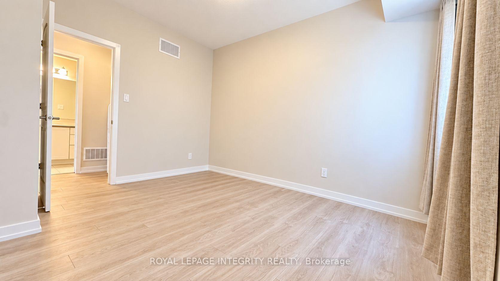 Photo 12 of 515 Celestine Private, Ottawa, Barrhaven - Heritage Park — HOMEH