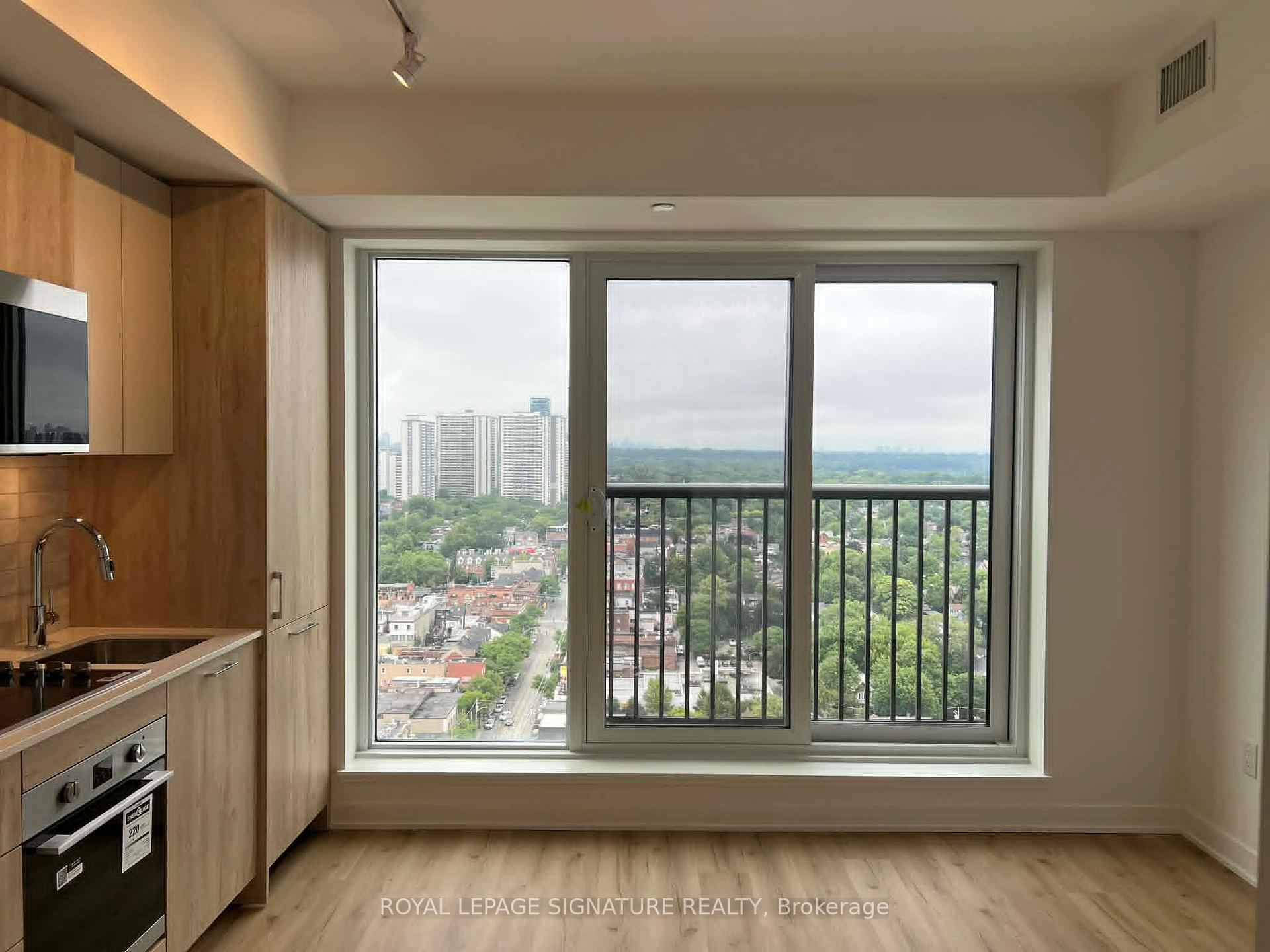 Photo of Unit 2310, 10 Oak St Street