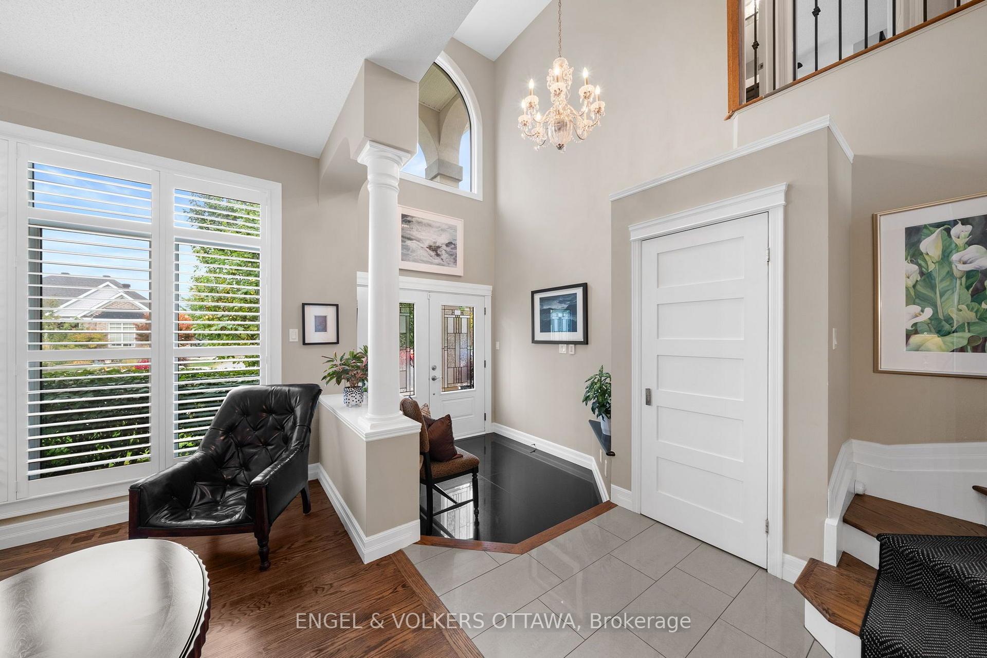 Photo 3 of 18 Pondhollow Way, Ottawa, Barrhaven - Stonebridge — HOMEH