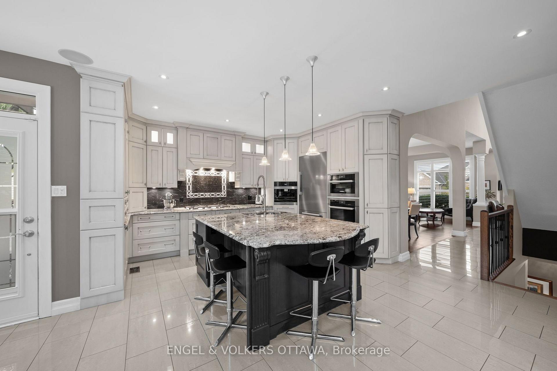 Photo 13 of 18 Pondhollow Way, Ottawa, Barrhaven - Stonebridge — HOMEH