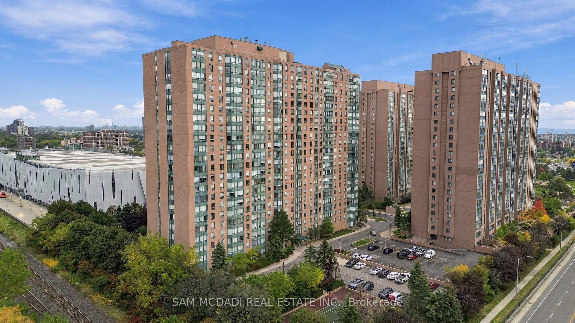 Front of Unit 510, 135 Hillcrest Avenue