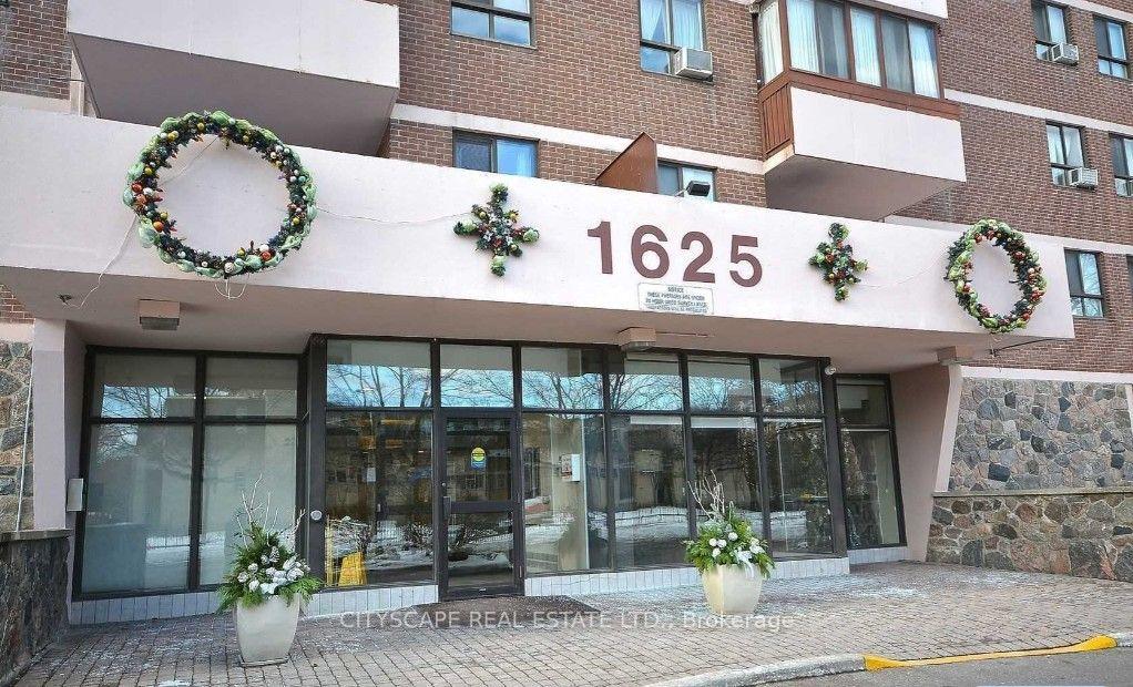 Photo of Unit 417, 1625 Bloor Street