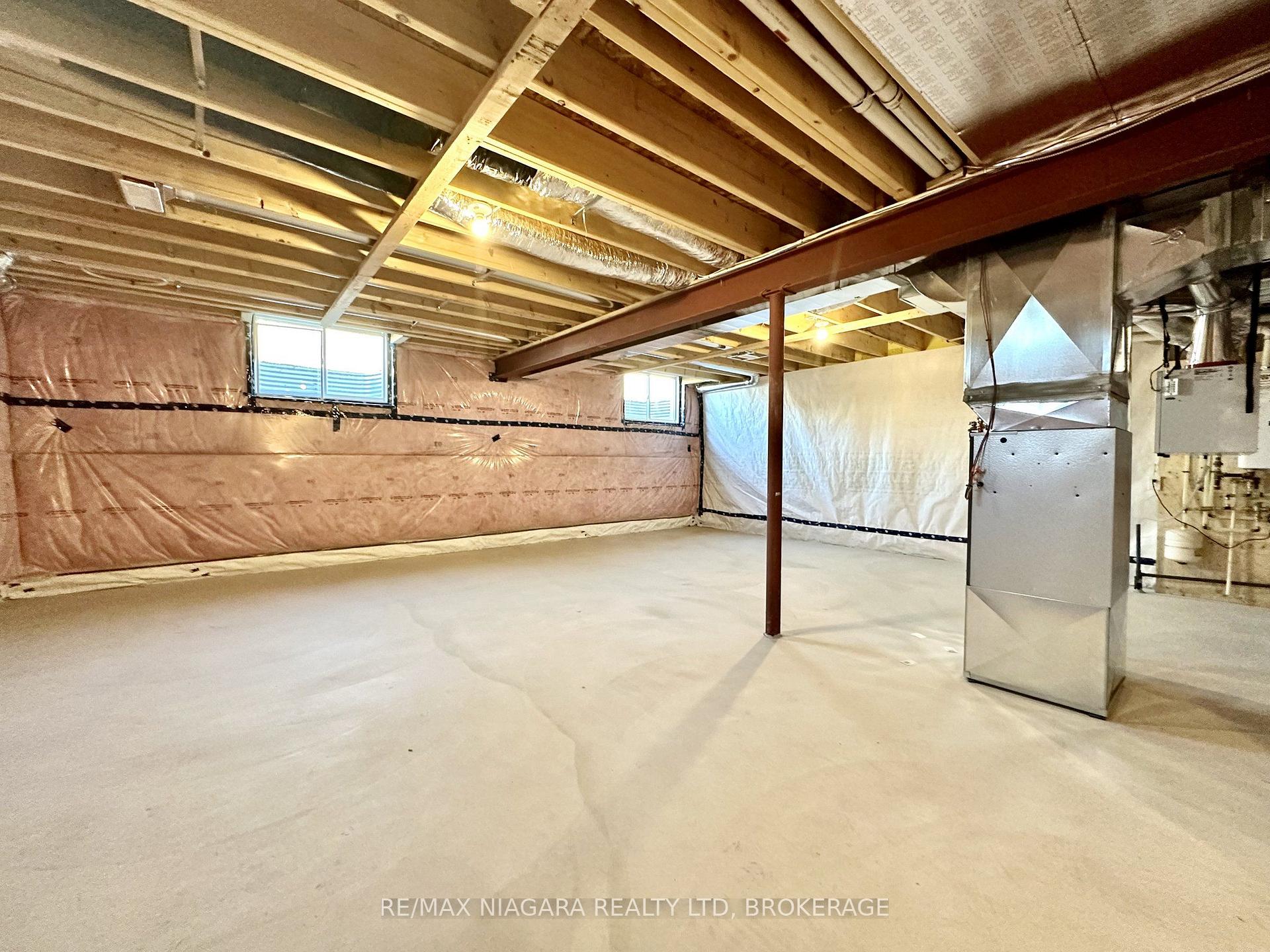 Photo 22 of 49 Saffron Way, Pelham, Fonthill — HOMEH