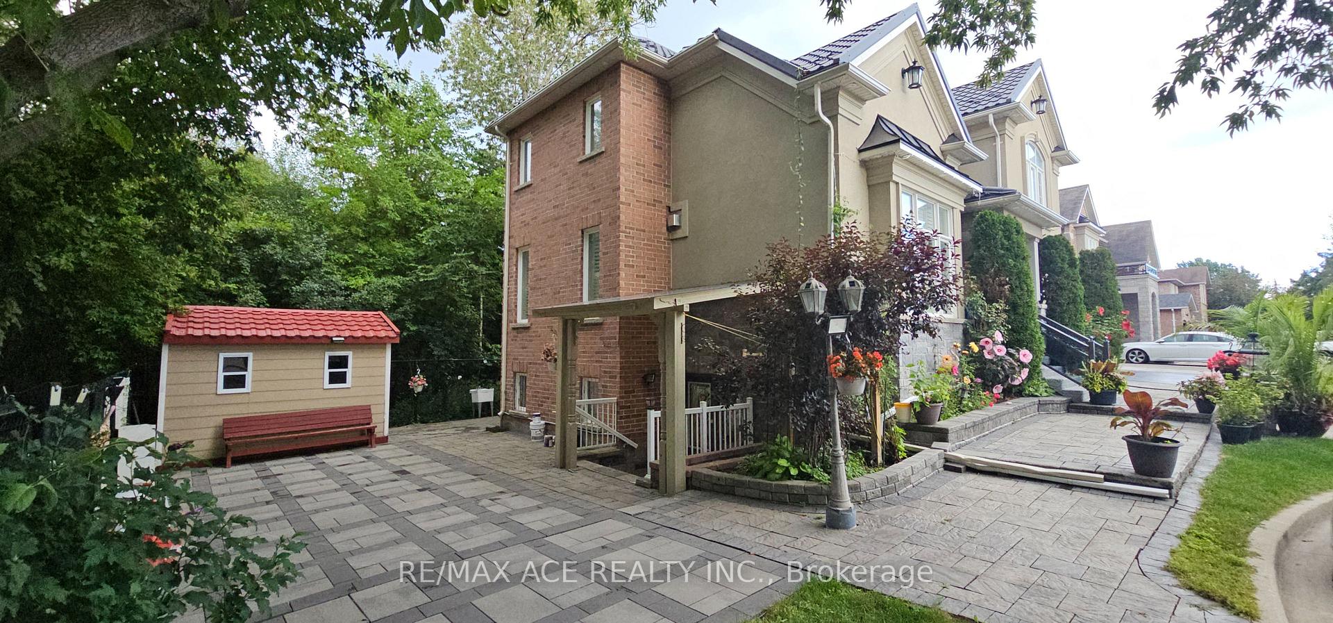 Photo of Unit Bsmt, 25 Fawnridge Trail