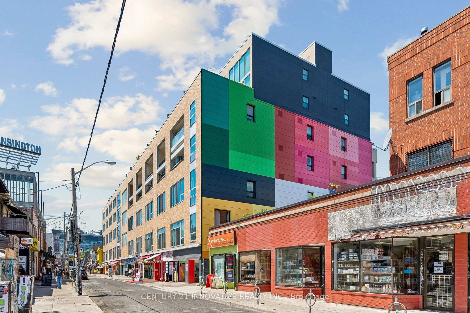 Photo of Unit 420, 160 Baldwin St Street