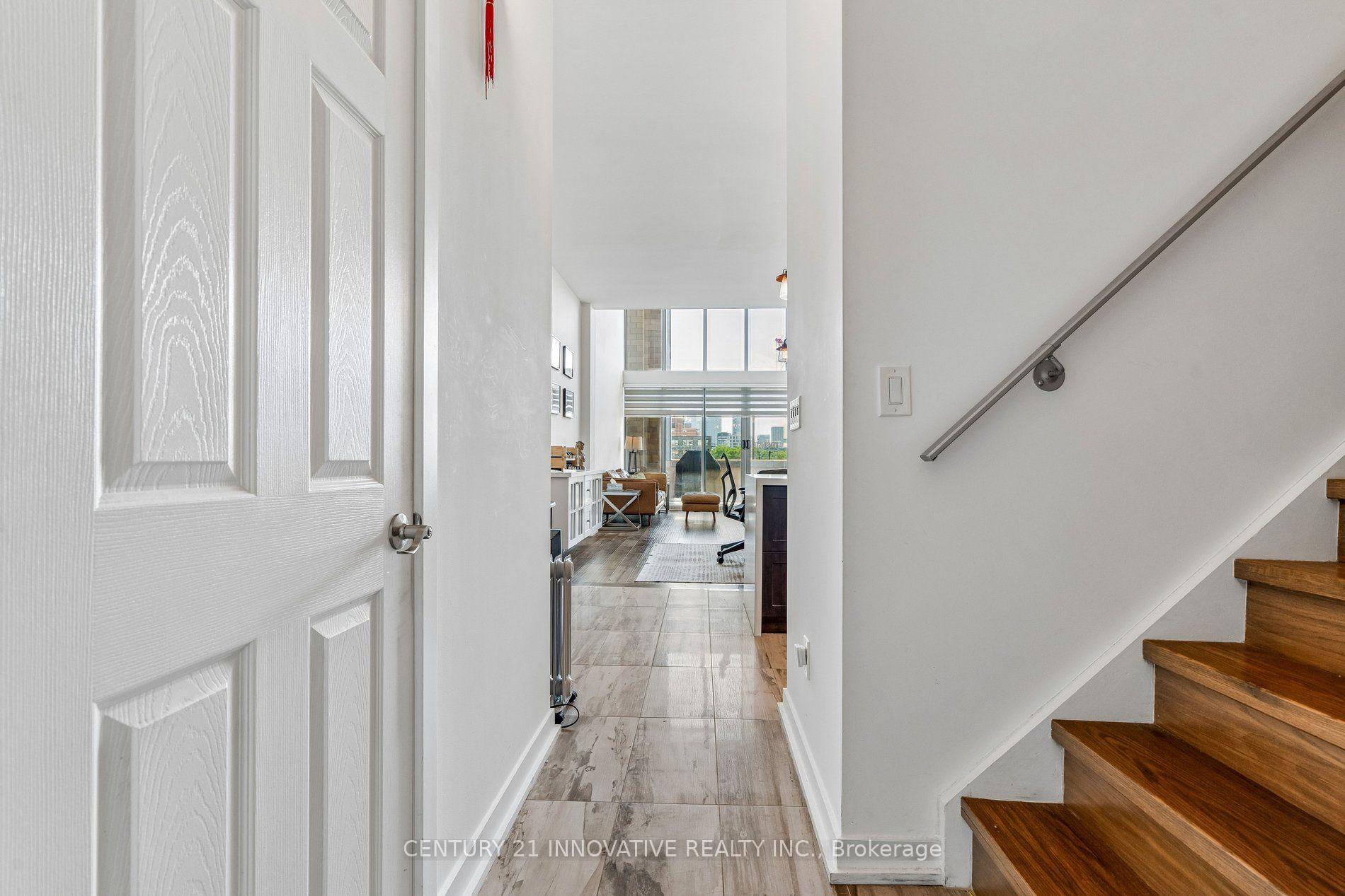 Photo 7 of Unit 420, 160 Baldwin St Street, Toronto, Kensington-Chinatown — HOMEH