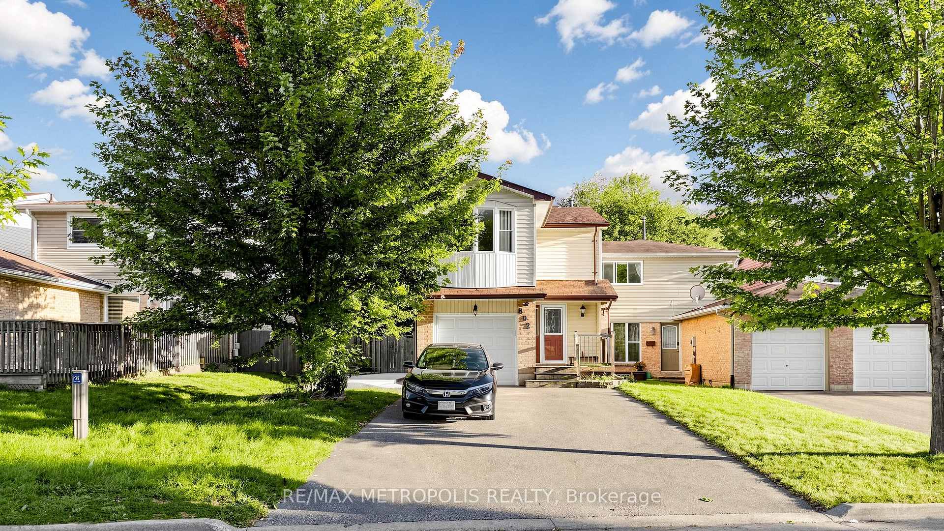 Photo 1 of 892 Gentry Crescent, Oshawa, Eastdale — HOMEH