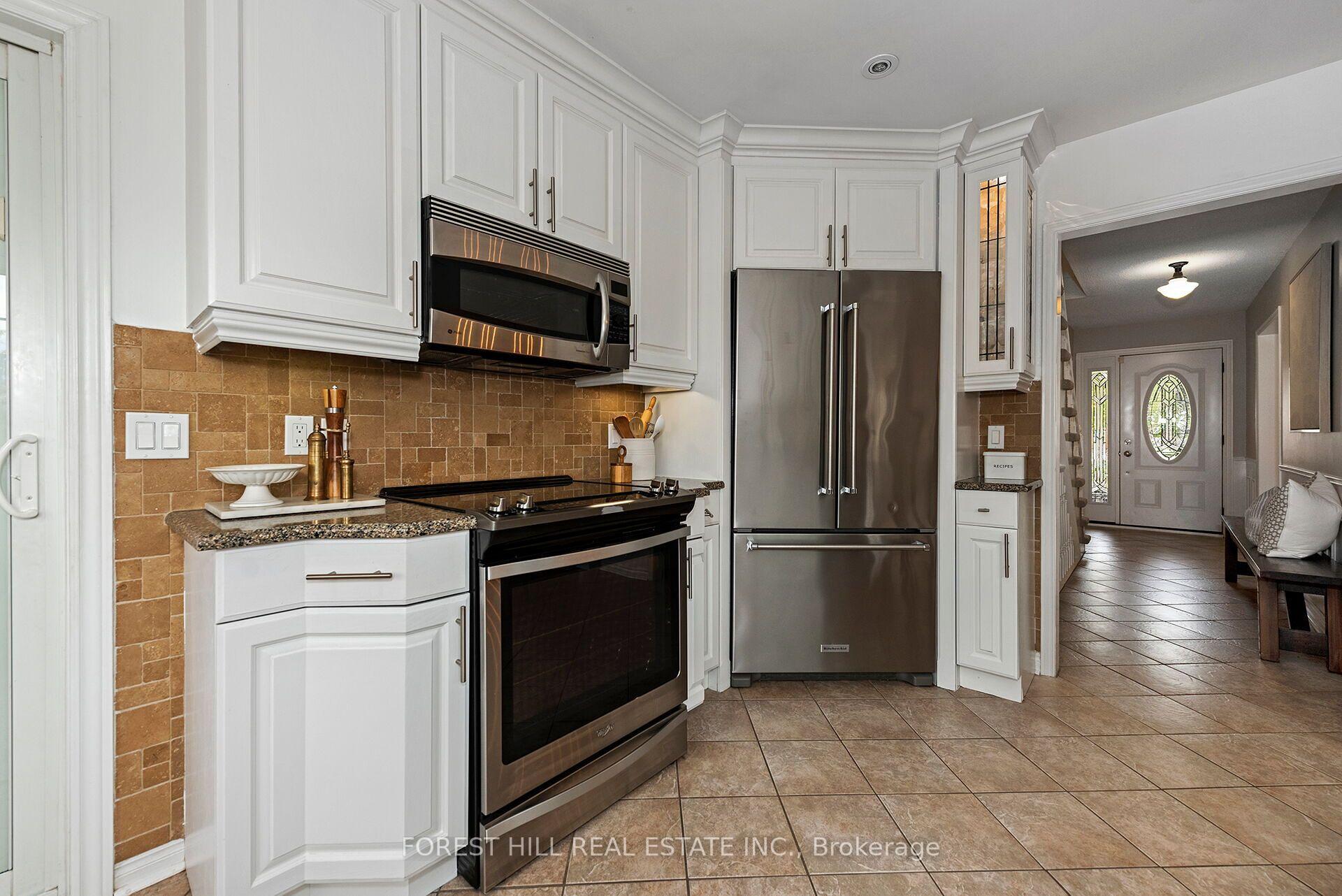 Photo 9 of 256 Randall Crescent, Milton, Timberlea — HOMEH