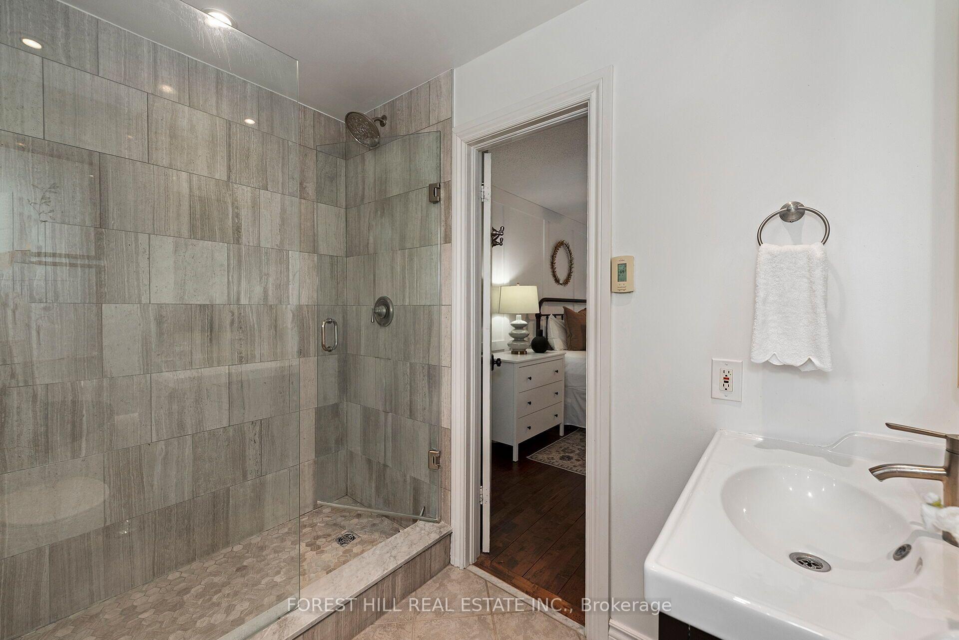 Photo 22 of 256 Randall Crescent, Milton, Timberlea — HOMEH