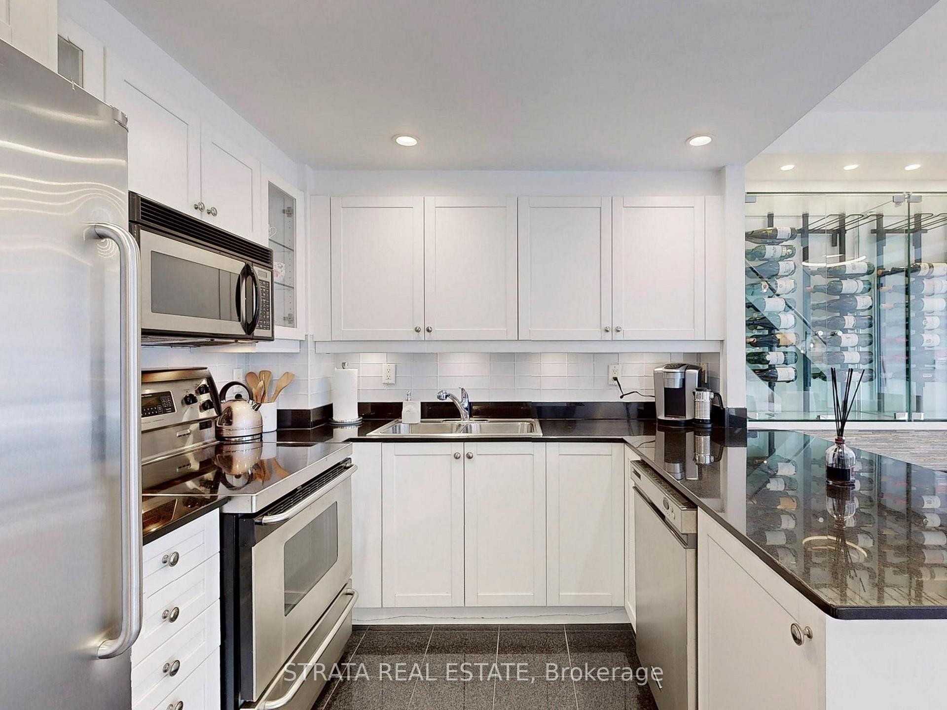 Photo 11 of Unit 1502, 80 Cumberland Street, Toronto, The Annex — HOMEH