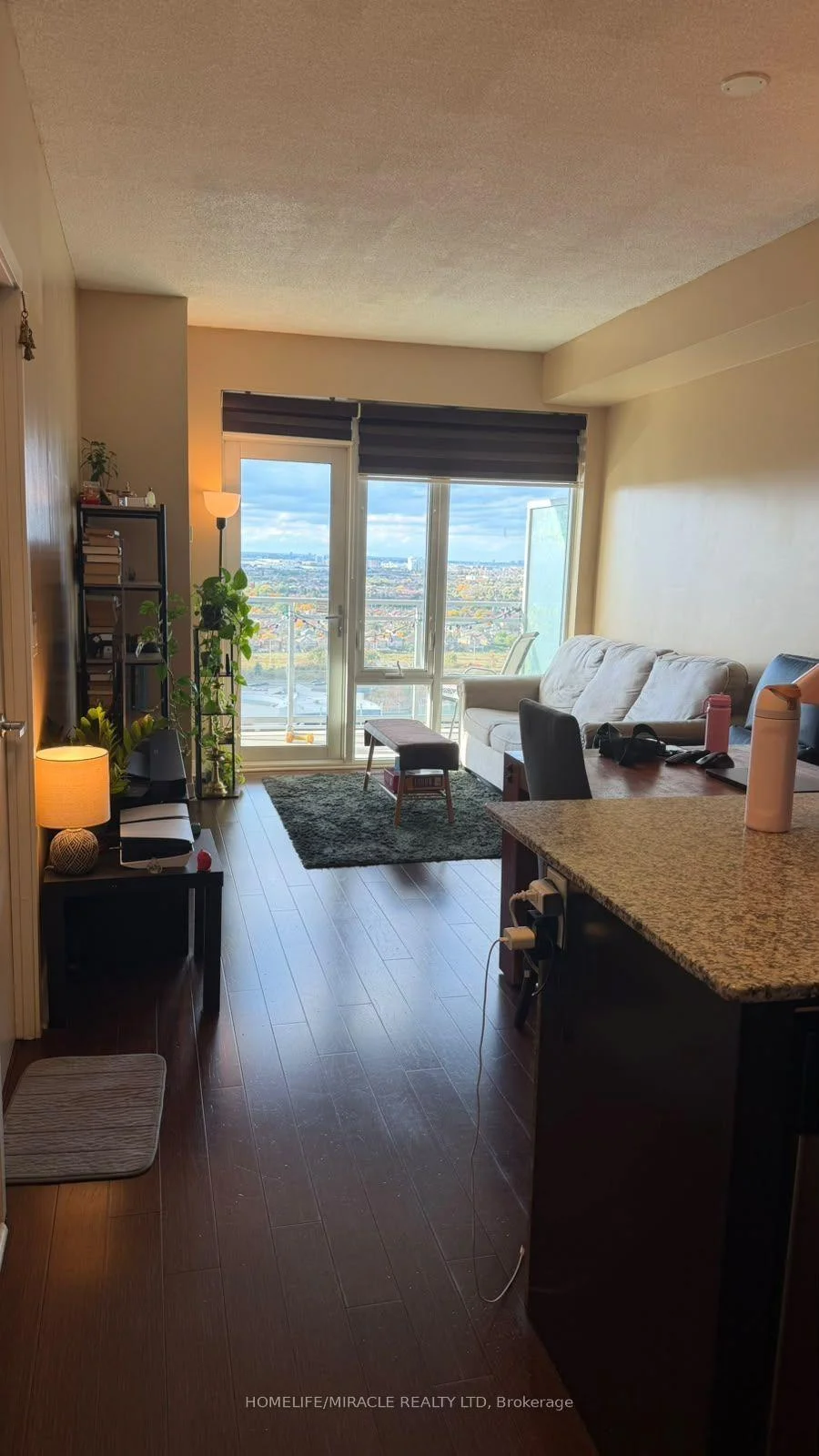 Photo 6 of Unit 2110, 360 Square One Drive, Mississauga, City Centre — HOMEH