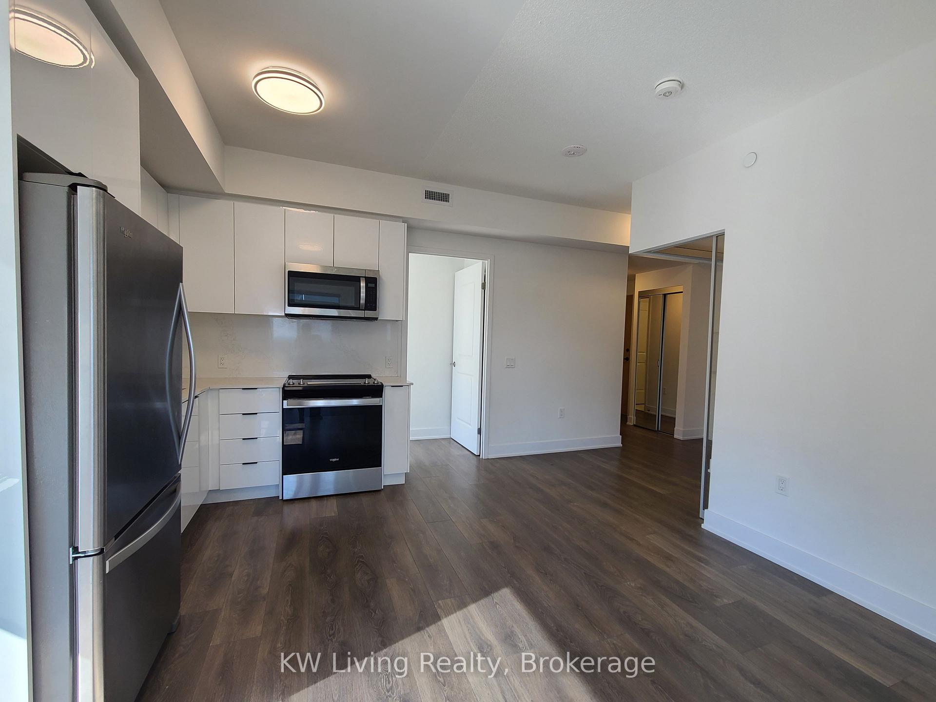 Photo 15 of Unit 1302W, 202 Burnhamthorpe Road E, Mississauga, City Centre — HOMEH