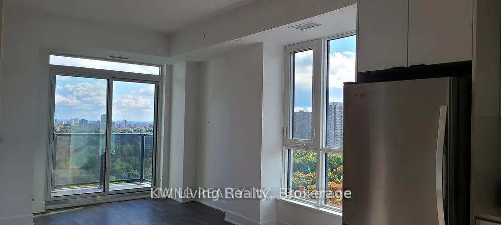 Photo 18 of Unit 1302W, 202 Burnhamthorpe Road E, Mississauga, City Centre — HOMEH