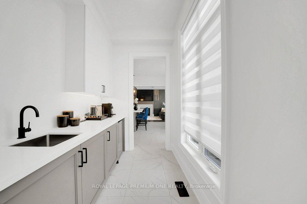 Photo 10 of 79 Amos Drive, Caledon, Palgrave — HOMEH