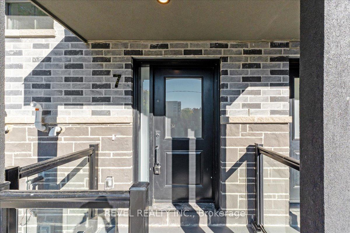 Photo 3 of Unit 7, 200 Railway Engine House Way, Whitby, Downtown Whitby — HOMEH