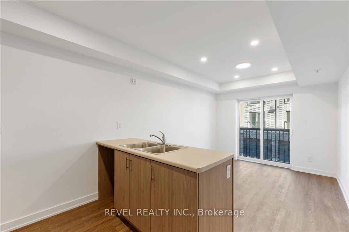 Photo 10 of Unit 7, 200 Railway Engine House Way, Whitby, Downtown Whitby — HOMEH