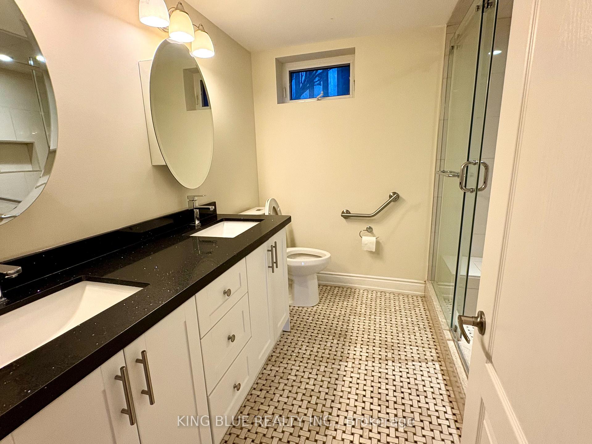 Photo 18 of 9 Denlow Boulevard, North York, Banbury-Don Mills — HOMEH