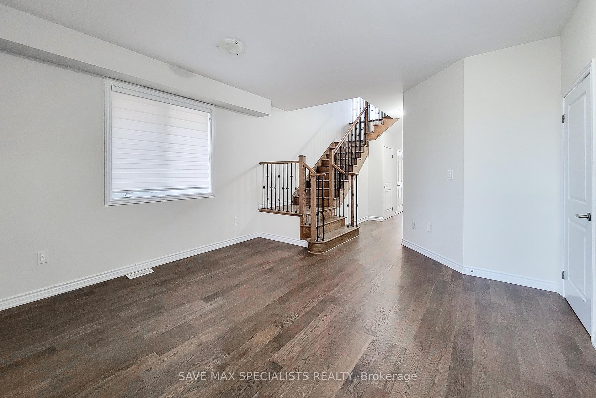 Photo 5 of 440 Barker Parkway, Thorold, Rolling Meadows — HOMEH