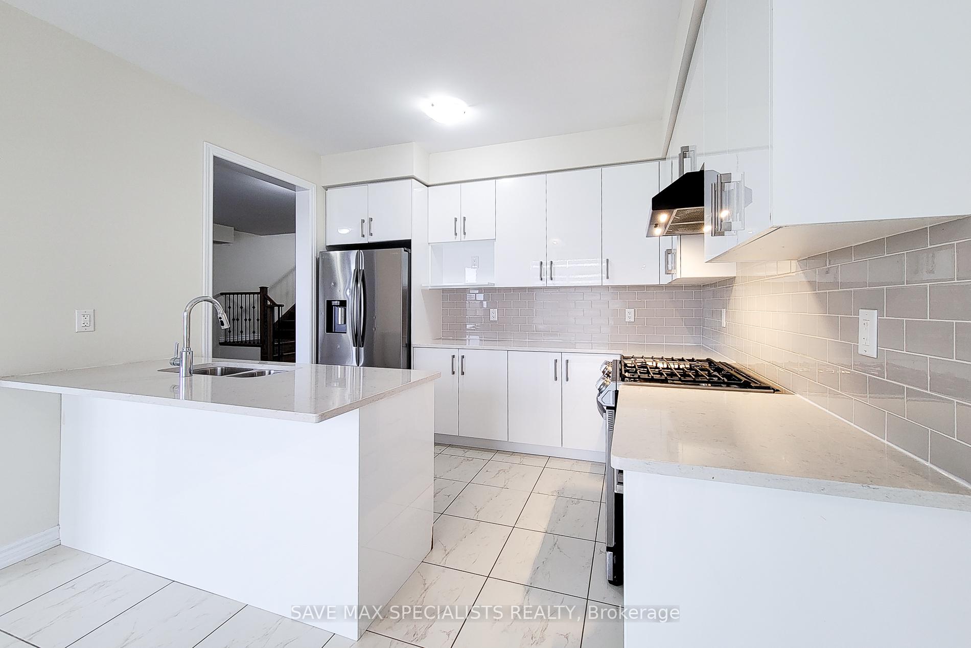 Photo 13 of 440 Barker Parkway, Thorold, Rolling Meadows — HOMEH