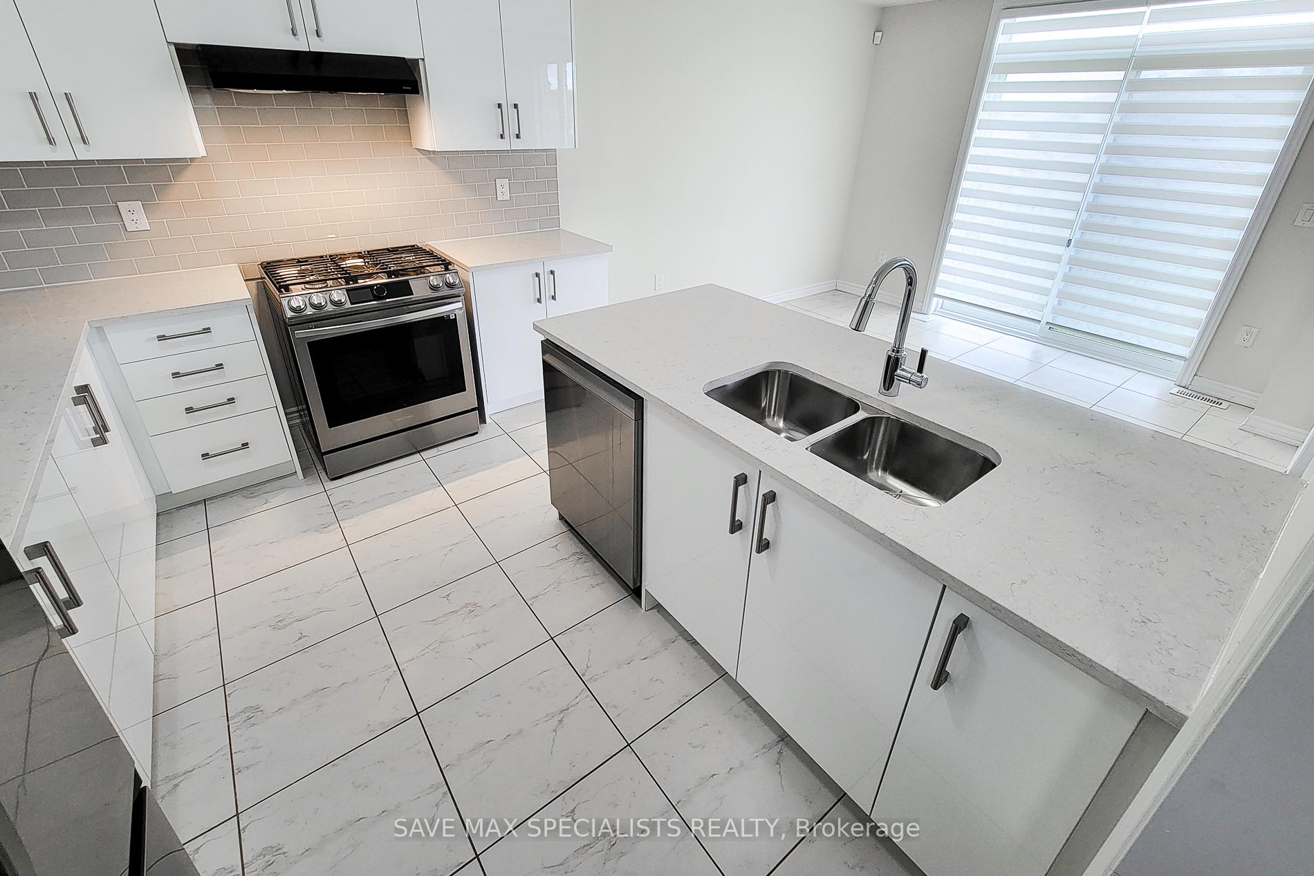 Photo 16 of 440 Barker Parkway, Thorold, Rolling Meadows — HOMEH
