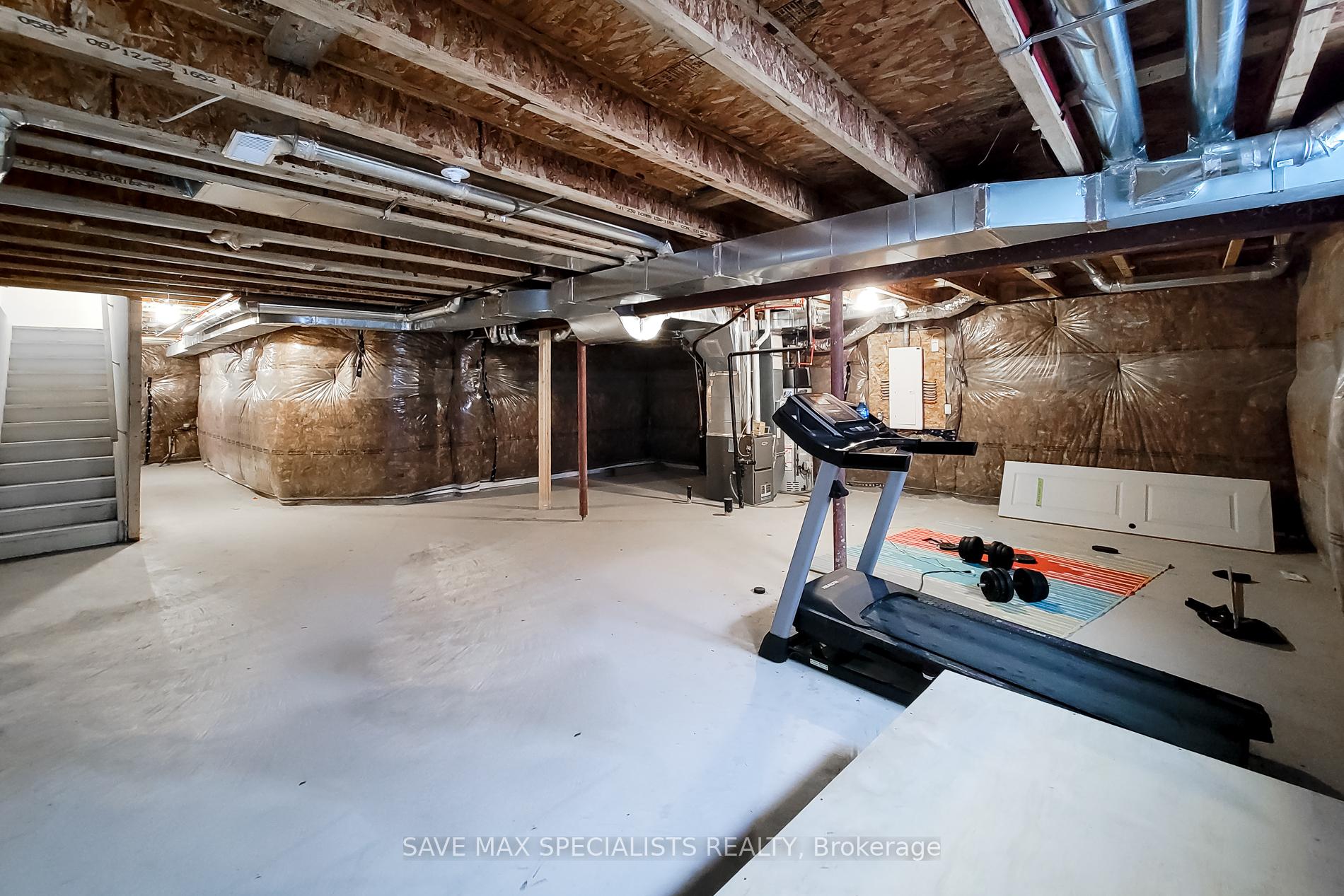 Photo 44 of 440 Barker Parkway, Thorold, Rolling Meadows — HOMEH