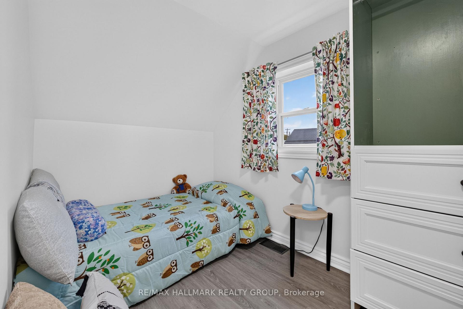 Photo 35 of 241 Lewis Street E, Edwardsburgh/Cardinal, Town of Cardinal — HOMEH
