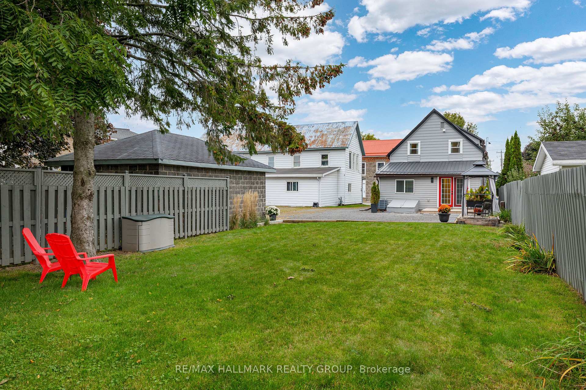Photo 42 of 241 Lewis Street E, Edwardsburgh/Cardinal, Town of Cardinal — HOMEH