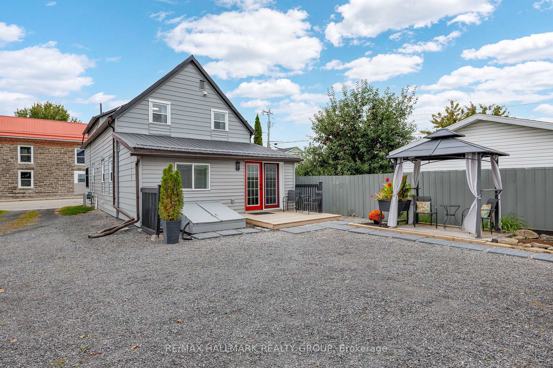 Photo 43 of 241 Lewis Street E, Edwardsburgh/Cardinal, Town of Cardinal — HOMEH