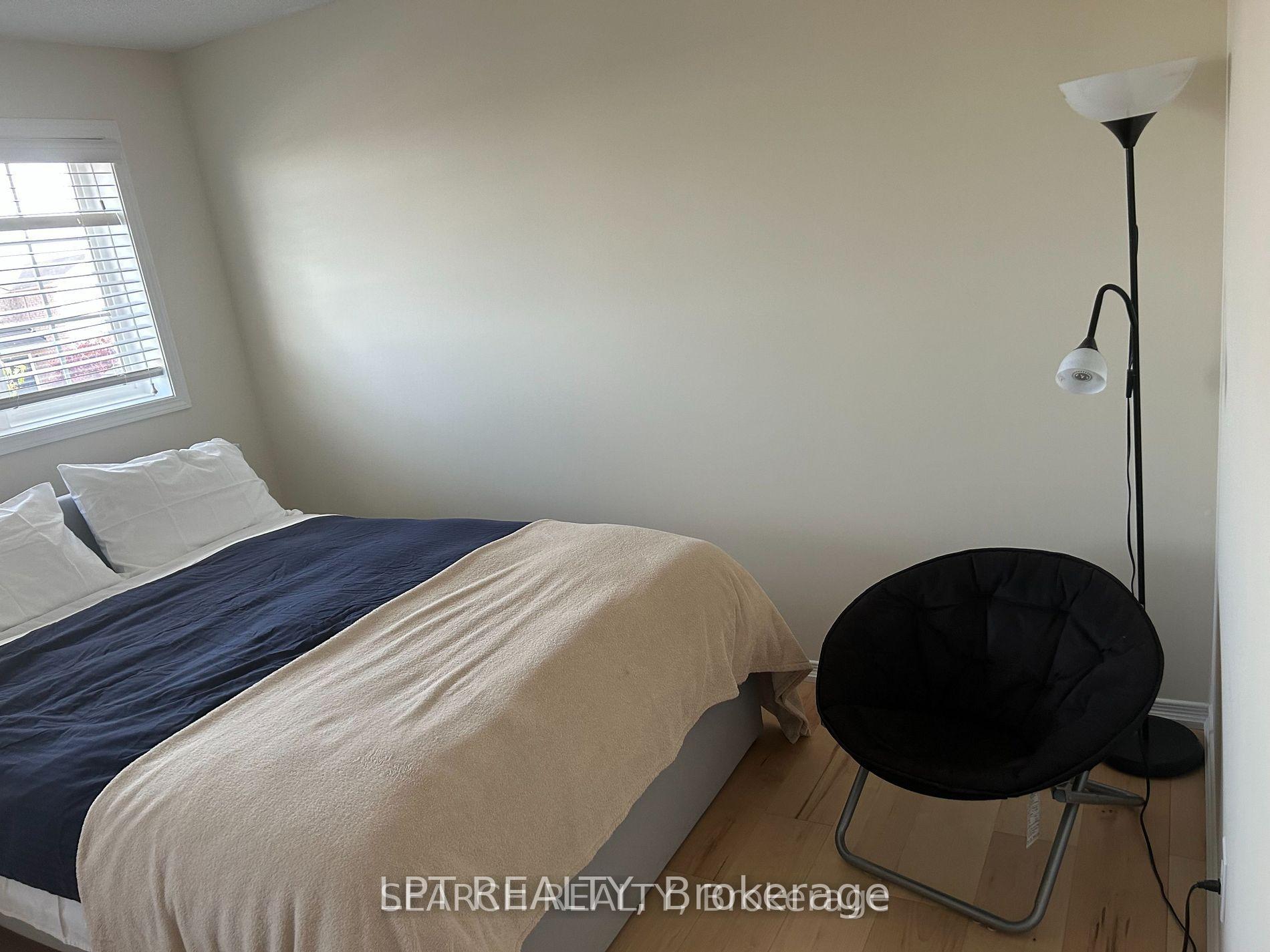 Photo 13 of 1501 Rankin Way, Innisfil, Alcona — HOMEH