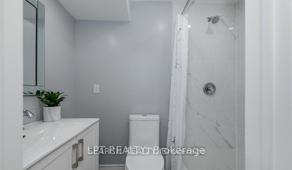 Photo 19 of 1501 Rankin Way, Innisfil, Alcona — HOMEH