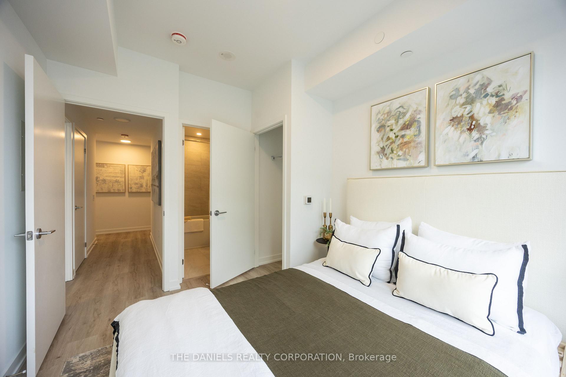 Photo 10 of Unit 4610, 395 Square One Drive, Mississauga, City Centre — HOMEH
