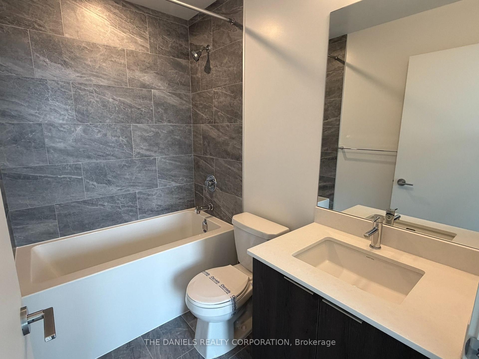 Photo 13 of Unit 4610, 395 Square One Drive, Mississauga, City Centre — HOMEH