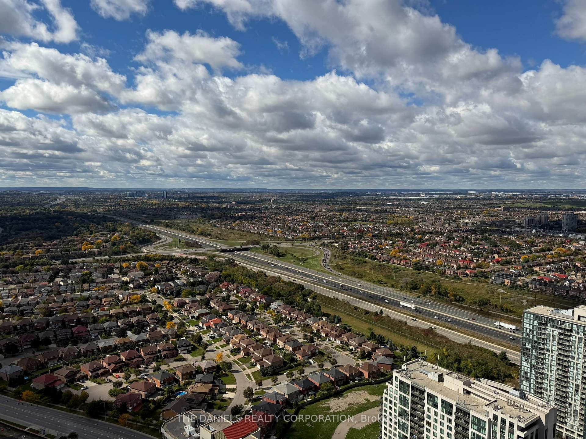 Photo 24 of Unit 4610, 395 Square One Drive, Mississauga, City Centre — HOMEH