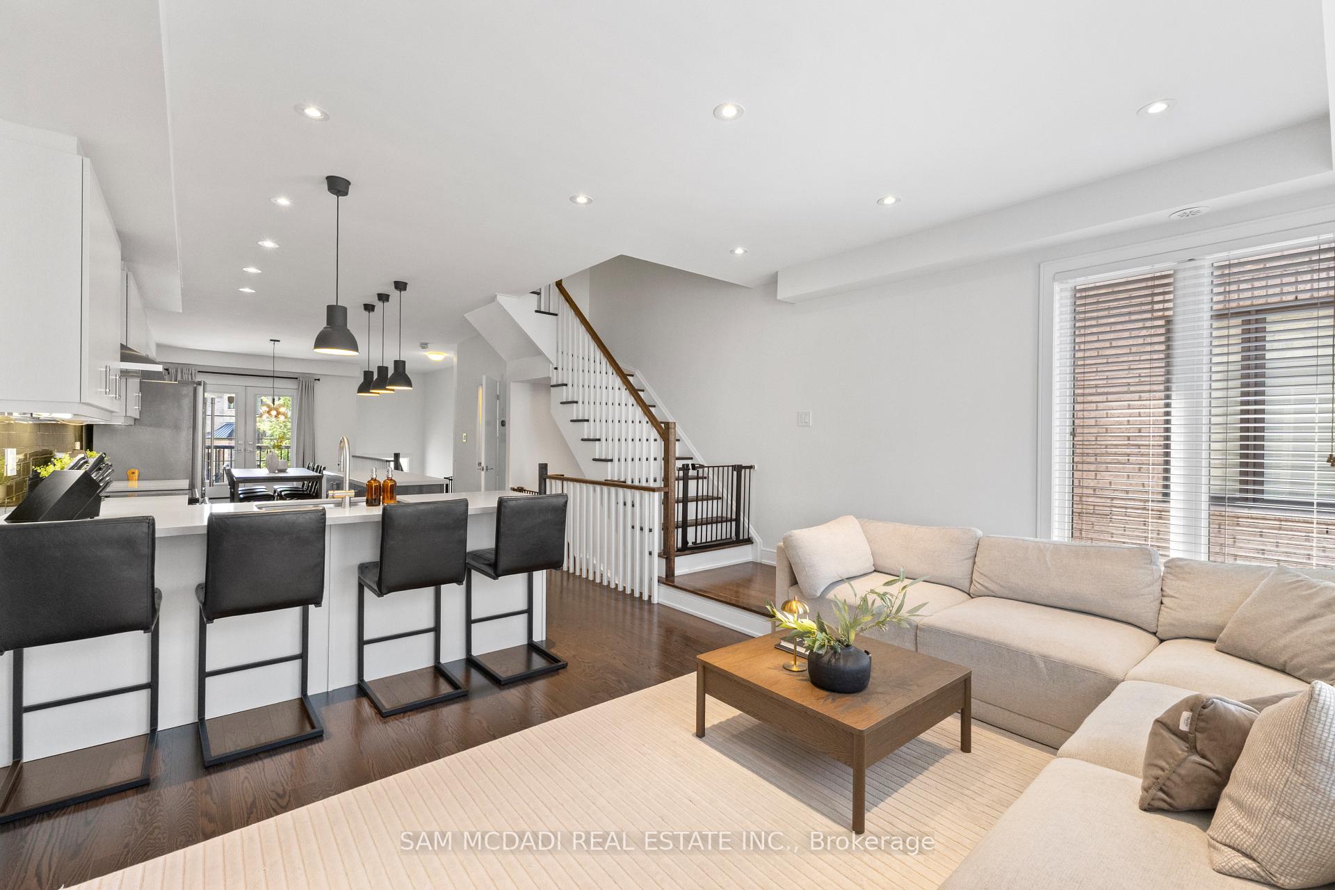 Photo 9 of 1120 Beachcomber Road, Mississauga, Lakeview — HOMEH
