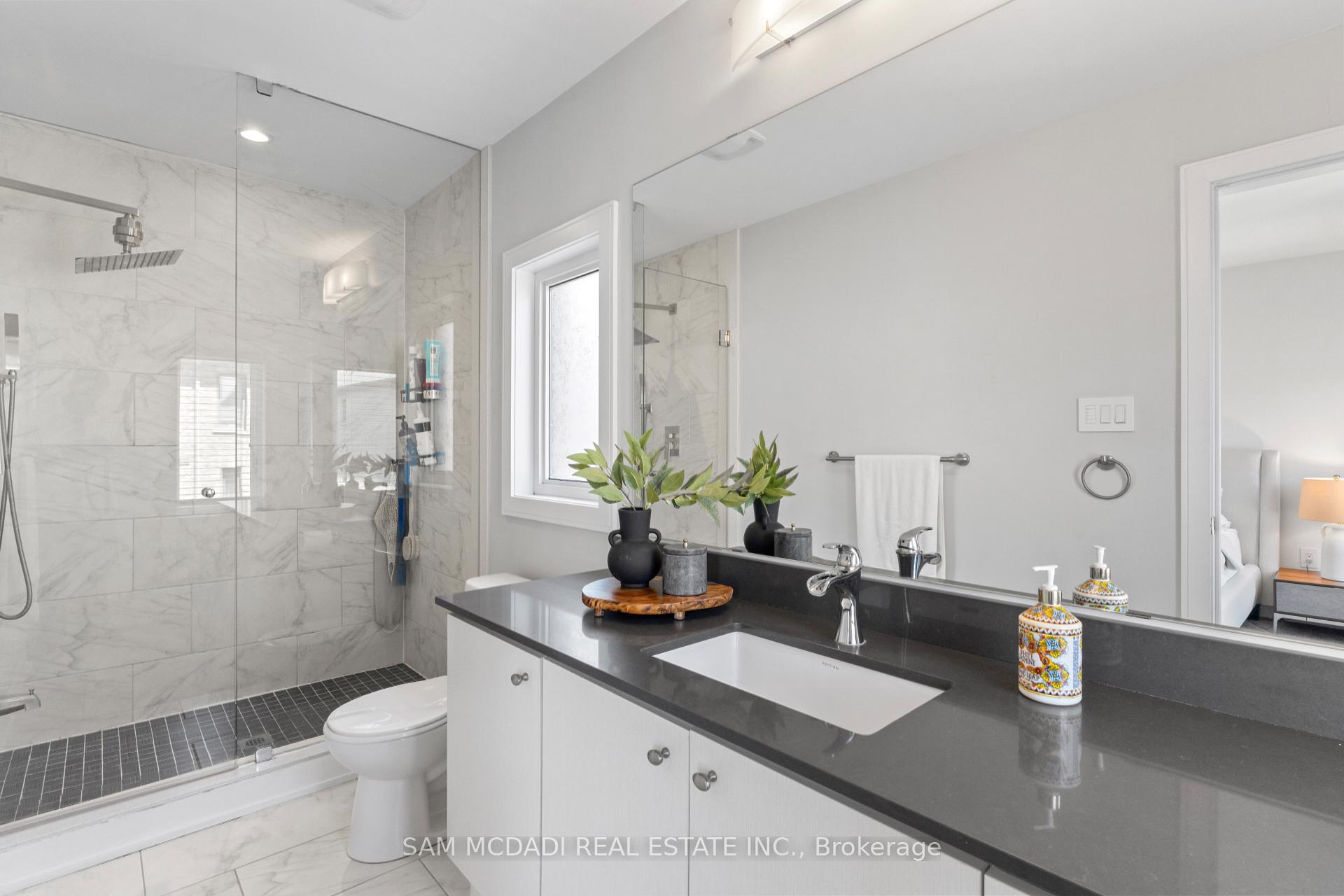 Photo 16 of 1120 Beachcomber Road, Mississauga, Lakeview — HOMEH